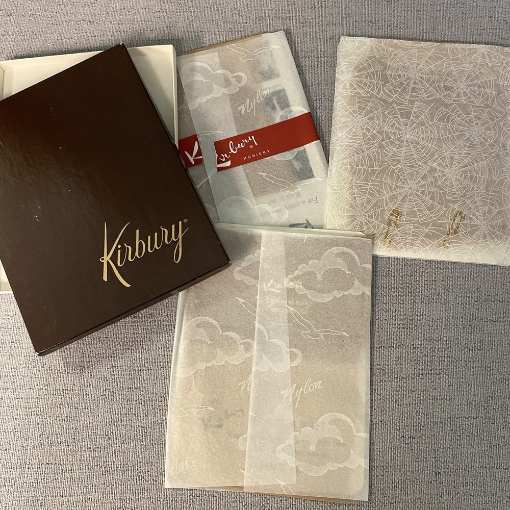 Kirbury Vintage Nylons (5 Pairs) Van Realtek Demi Toe Size 10 Medium No Seam